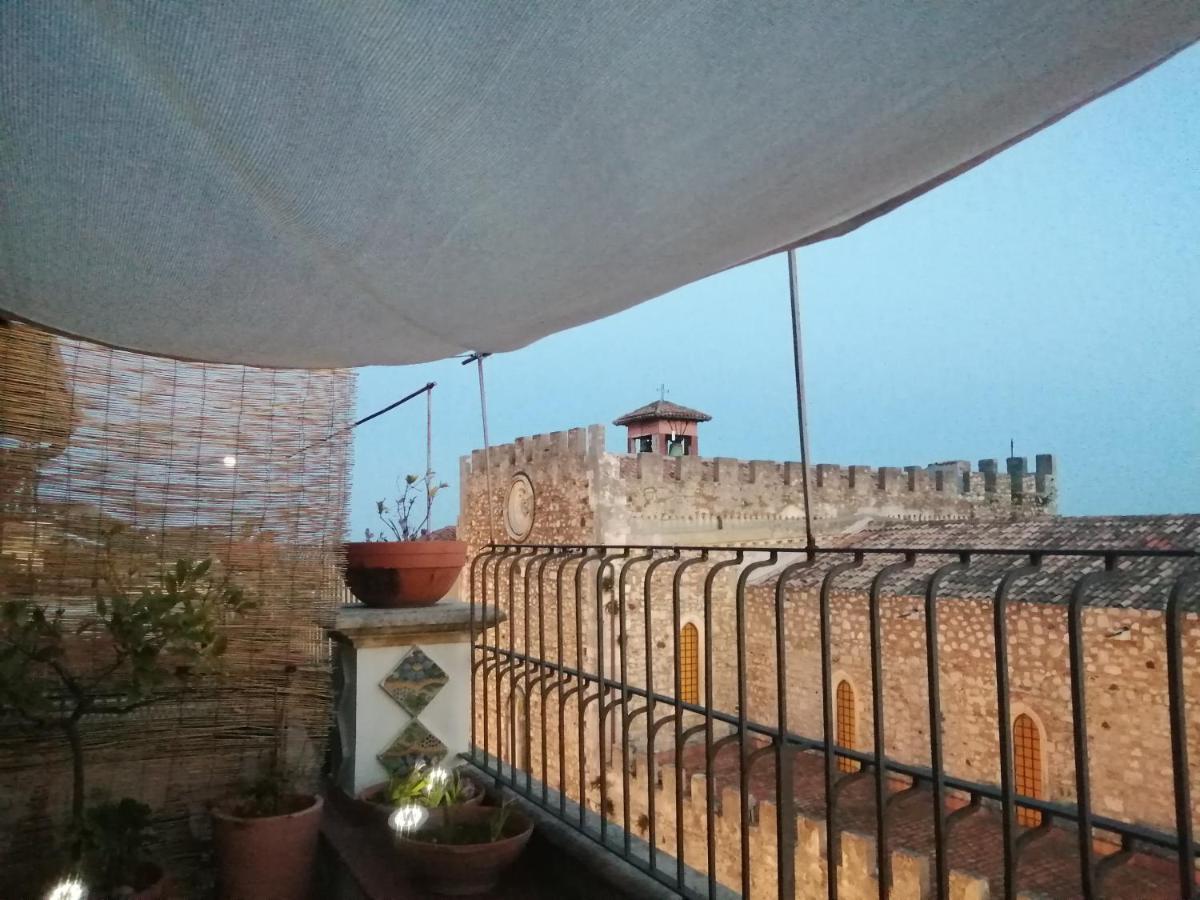 Aly Art Apartment Taormina Duomo, Gulf & Etna View Екстер'єр фото