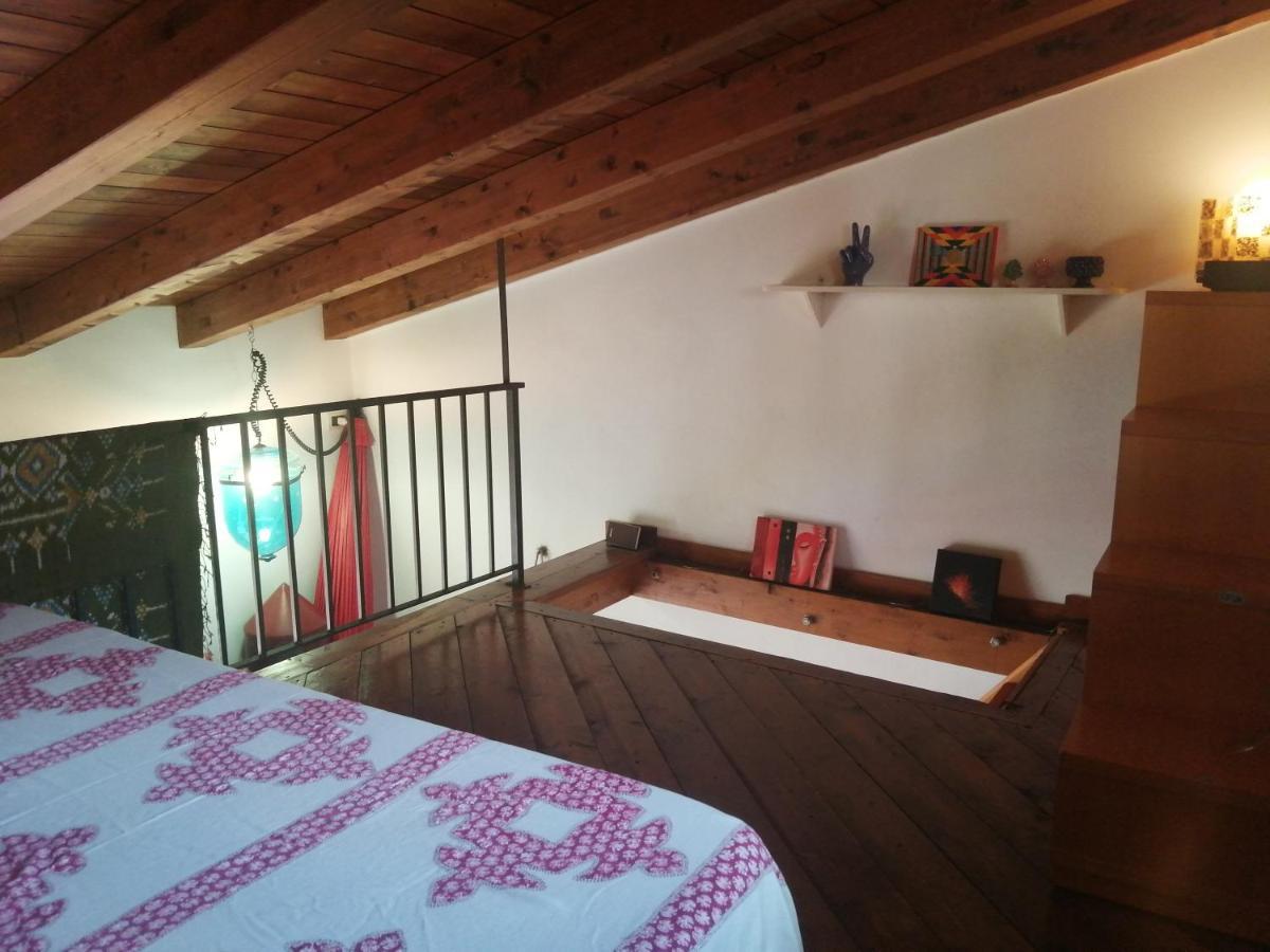 Aly Art Apartment Taormina Duomo, Gulf & Etna View Екстер'єр фото
