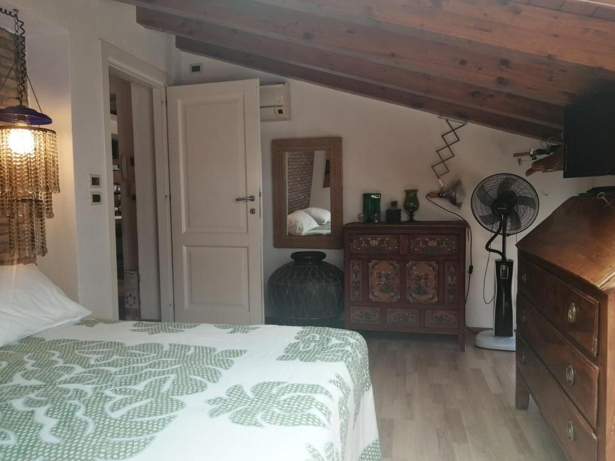 Aly Art Apartment Taormina Duomo, Gulf & Etna View Екстер'єр фото